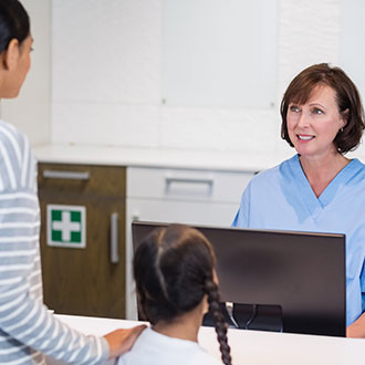 Curso Universitario de Especialización en Estrategias y Comunicación en Contextos Sanitarios