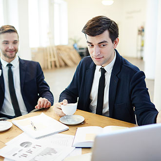 Curso de Desarrollo Profesional en Cumplimiento y Aplicaciones de MIFID II en Información Financiera