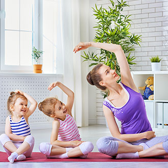 Curso Universitario de Especialización en Monitor de Yoga Infantil
