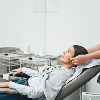 Curso de Desarrollo Profesional en Técnicas de Masaje para Estética y Bienestar
