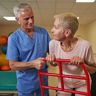 Curso Universitario de Especialización en Salud e Intervención del Paciente. Readaptación AVD