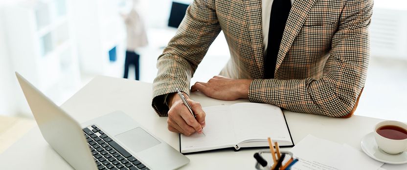 Curso Universitario de Especialización en Documentalista