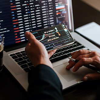 Curso de Desarrollo Profesional en Estrategias de Evaluación y Manejo de Riesgos Financieros Corporativos