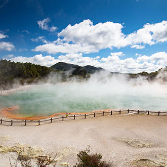 Curso en Estudio y Análisis de Fenómenos Volcánicos y Energía Geotérmica