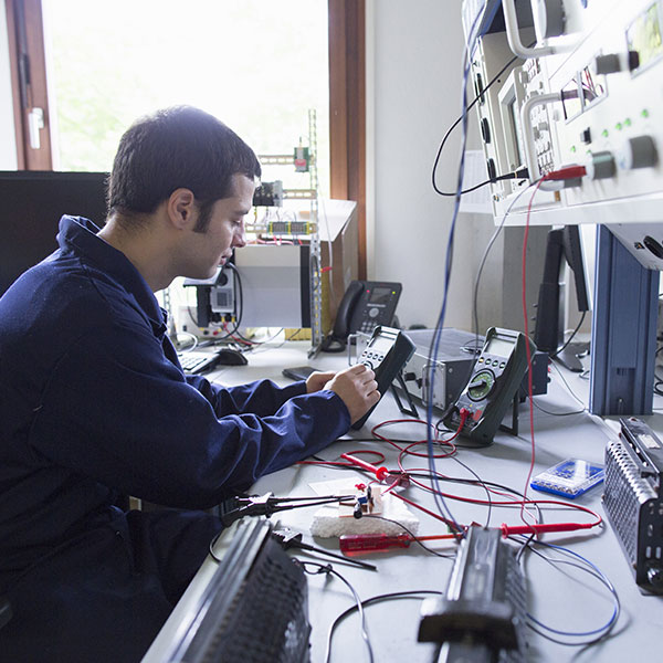 Máster en Tecnologías Avanzadas en Mantenimiento Electrónico
