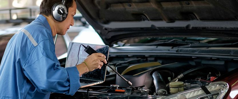 Curso Universitario de Especialización en Técnico en Electricidad y Electrónica del Automóvil
