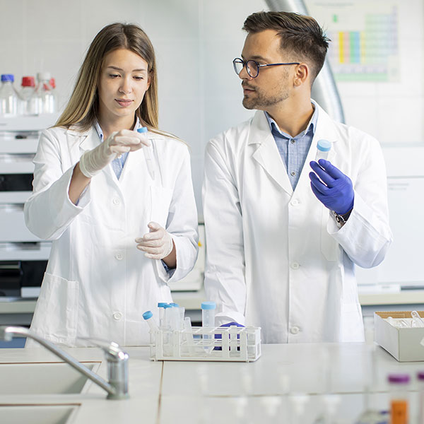 Curso Universitario de Especialización en Jefes de Productos de Laboratorios Farmacéuticos