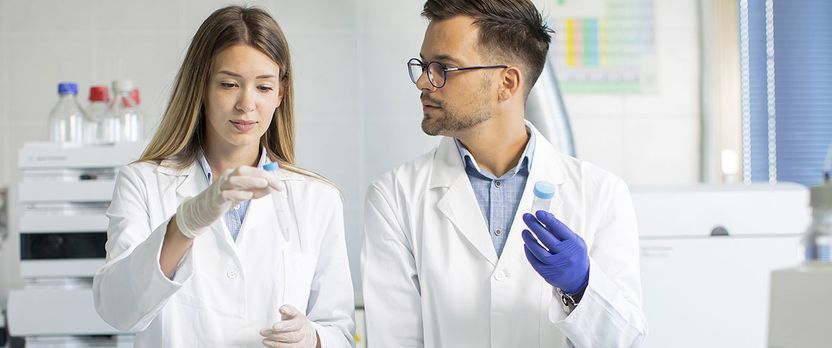 Curso Universitario de Especialización en Jefes de Productos de Laboratorios Farmacéuticos