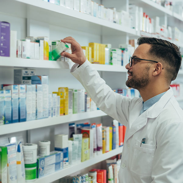 Curso Universitario de Especialización en Gestión Farmacéutica y Protocolos en Ensayos Clínicos