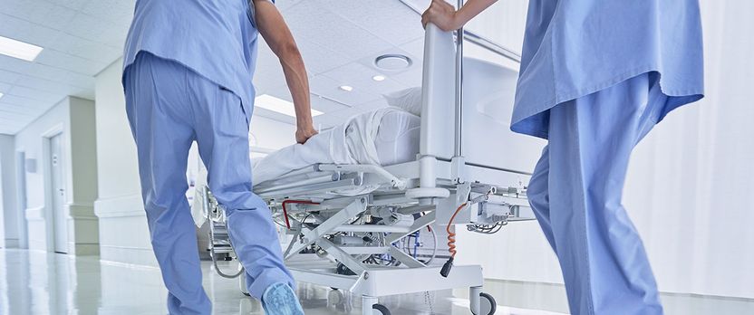 Curso Universitario de Especialización en Manejo y Operaciones en el Laboratorio de Urgencias