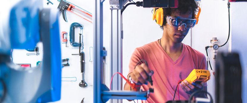 Curso de Desarrollo Profesional en Robótica