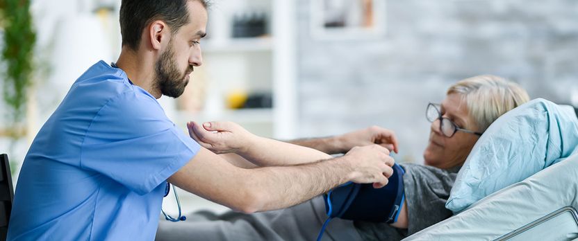 Curso Universitario de Especialización en Atención del Celador en la Unidad de Cuidados Intensivos (UCI)