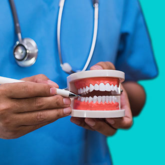 Curso Universitario de Especialización en Fundamentos de Odontología Integral Familiar y Comunitaria