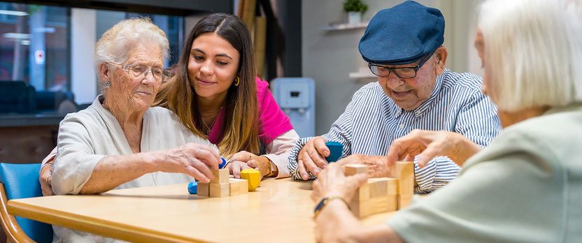 Curso Universitario de Especialización en Estrategias de Animación Sociocultural en la Tercera Edad