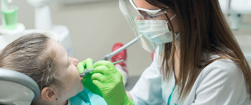 Curso Universitario de Especialización en Fundamentos y Prácticas en Odontología Infantil