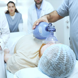 Curso Universitario de Especialización en Procedimientos Clínicos Avanzados en Urgencias, Emergencias y Cuidados Intensivos
