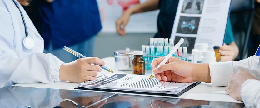 Curso de Desarrollo Profesional en Atención Farmacéutica, Farmacovigilancia y Farmacoterapia