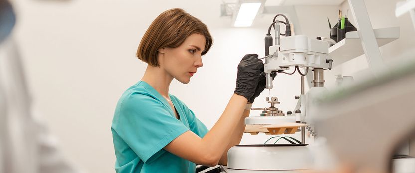 Curso de Desarrollo Profesional en Técnicas de Ensayos Microbiológicos y Control de Calidad