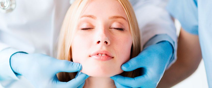 Curso de Desarrollo Profesional en Medicina Estética Facial y Técnicas Profesionales de Cuidado de la Piel