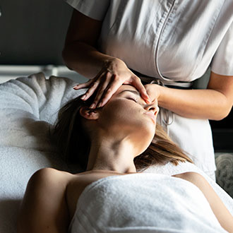 Curso Universitario de Especialización en Técnico en Quiromasaje