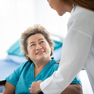 Curso Universitario de Especialización en Enfermedad de Alzheimer en Enfermería