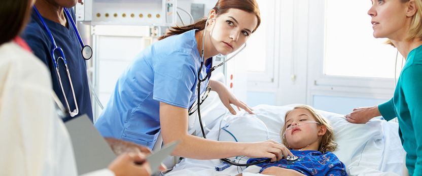 Curso Universitario de Especialización en Prácticas de Enfermería en la UCI