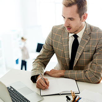 Imagen de Curso Universitario de Especialización en Técnicas Efectivas para la Elaboración de Informes Empresariales