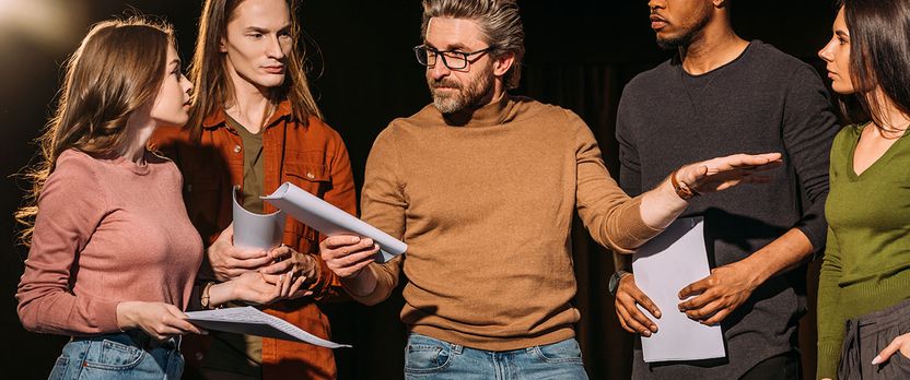 Curso Superior en Introducción al Teatro: Escenificación y Representación