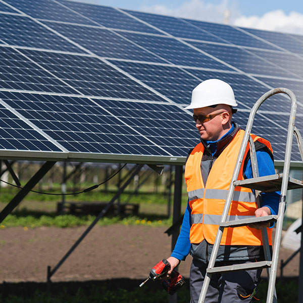 Imagen de Especialista en Montaje y Mantenimiento de Instalaciones Solares Fotovoltaicas