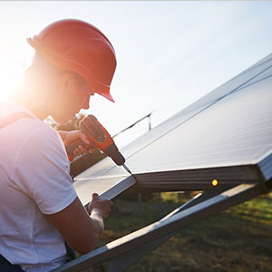 Imagen de Curso de Desarrollo Profesional en Instalación de Sistemas Fotovoltaicos: Montaje Mecánico, Eléctrico y Electrónico