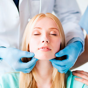 Imagen de Curso de Desarrollo Profesional en Medicina Estética Facial y Técnicas Profesionales de Cuidado de la Piel